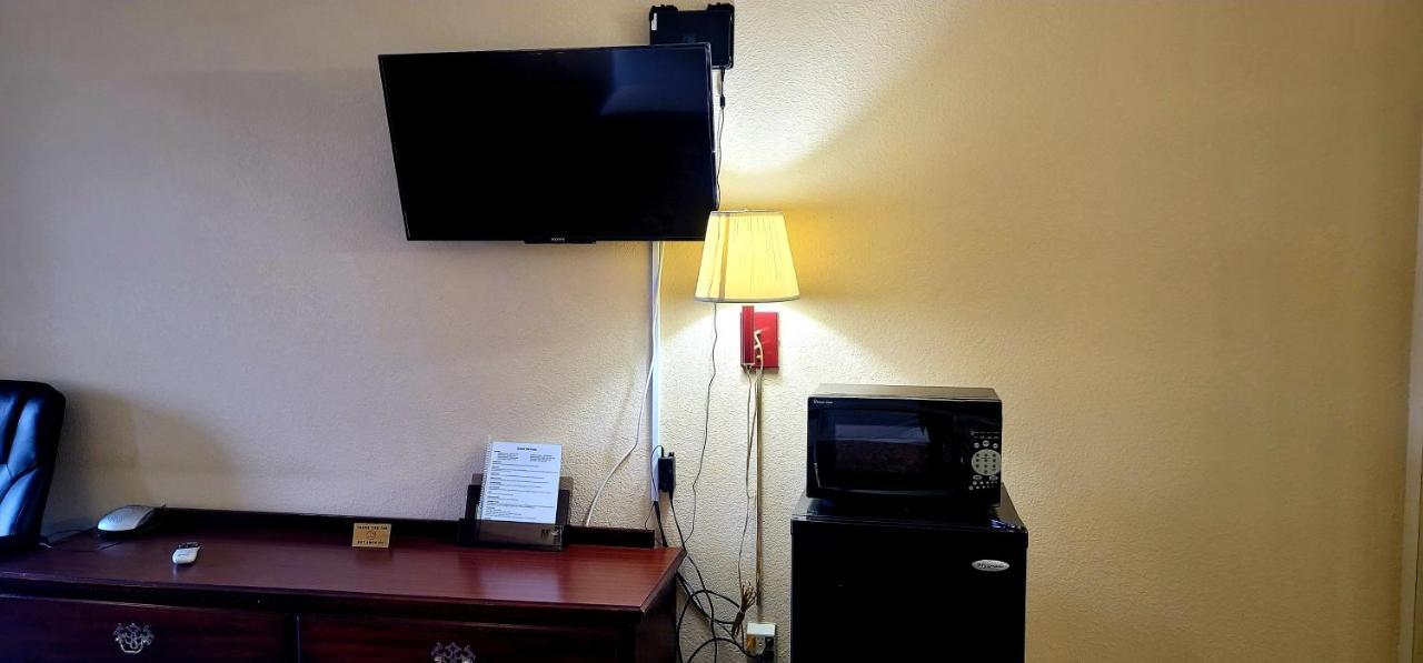 Regency Travel Inn Hayti Zewnętrze zdjęcie